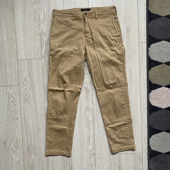American Eagle Khakis - Picture 1 of 4